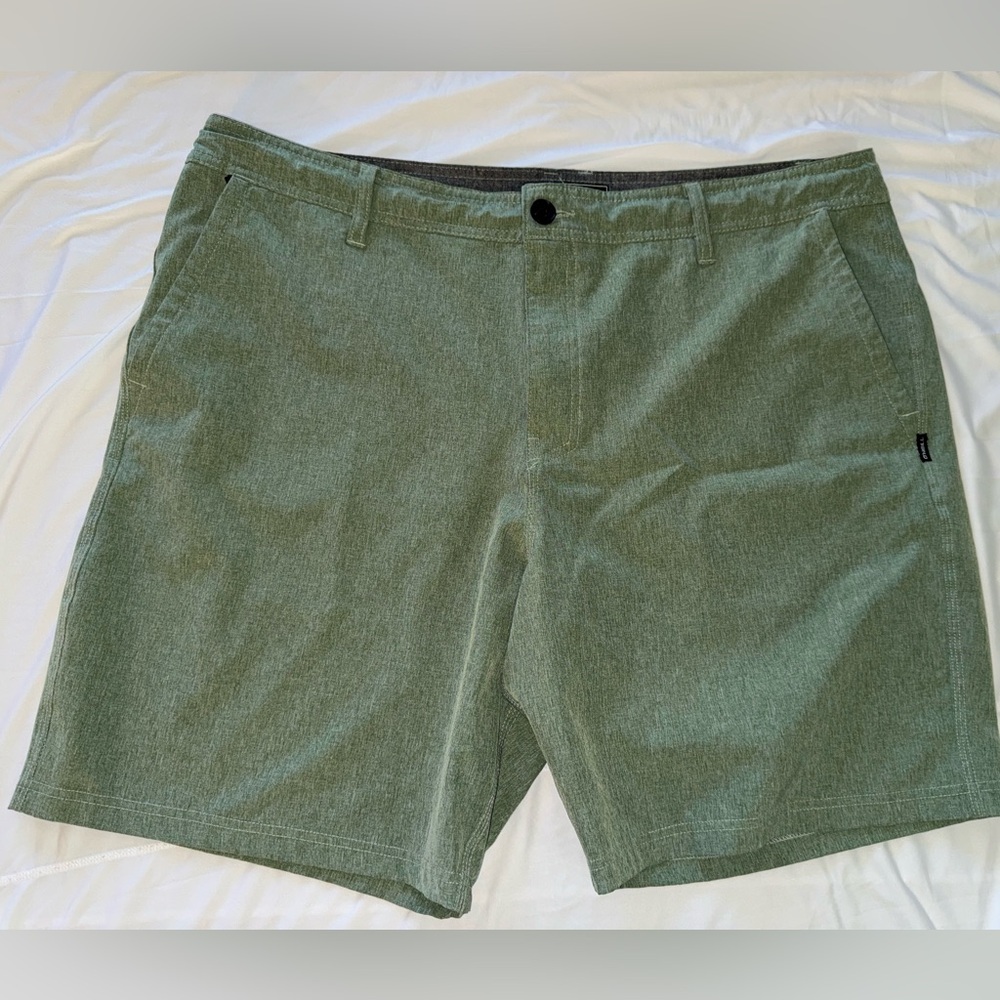 O'Neill Men’s 19” Hybrid Shorts